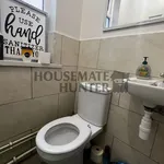 Rent 6 bedroom house in East Midlands