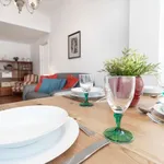 Rent 2 bedroom apartment of 90 m² in lisbon