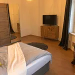 Miete 3 Schlafzimmer wohnung in Frankfurt