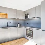 Miete 3 Schlafzimmer wohnung von 93 m² in Berlin