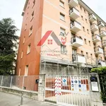 Affitto 2 camera appartamento di 65 m² in Milano