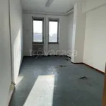 Affitto 6 camera appartamento di 368 m² in Viterbo