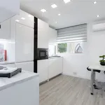 Rent 1 bedroom apartment of 73 m² in Portimão