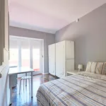 Rent 11 bedroom apartment in Lisbon