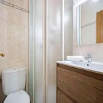 Rent a room of 598 m² in Madrid