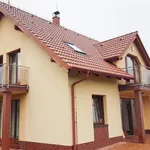 Pronajměte si 1 ložnic/e dům o rozloze 180 m² v Šestajovice u Prahy