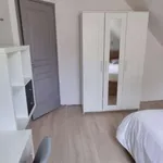 Rent 1 bedroom apartment of 11 m² in Saint-Léger-du-Bourg-Denis