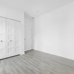 Appartement de 742 m² avec 4 chambre(s) en location à Laval (administrative region)