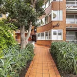 Rent 2 bedroom apartment in Hawthorn