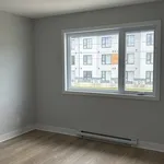 Rent 4 bedroom apartment in Sherbrooke