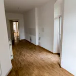 **Familienwohnung in ruhiger Lage + Balkon + Stuck + Parkett**