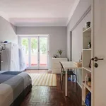 Rent a room in lisbon