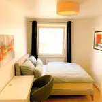 Rent a room of 80 m² in frankfurt