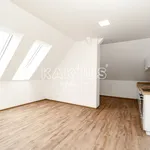 Pronajměte si 3 ložnic/e byt o rozloze 70 m² v Ostrava