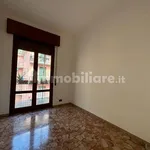 Rent 5 bedroom apartment of 83 m² in Genoa