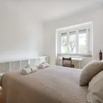 Rent a room in lisbon