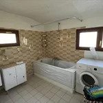 Rent 4 bedroom house of 148 m² in FOUCHERANS