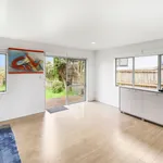 Rent 3 bedroom house in Clendon Park