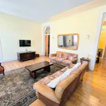 Rent 3 bedroom apartment of 165 m² in Lisbon