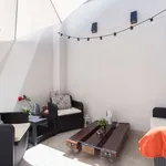 Rent 1 bedroom apartment of 45 m² in porto