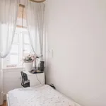 Rent a room in lisbon