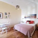 Rent a room of 135 m² in Lisboa