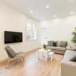 Alquilo 4 dormitorio apartamento de 135 m² en Barcelona