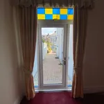 Rent 2 bedroom flat in Porthcawl