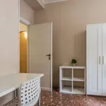 Rent a room in rome