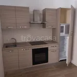 Affitto 2 camera appartamento di 65 m² in Andria