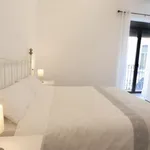 Rent 6 bedroom apartment of 90 m² in Alicante