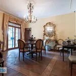 Rent 6 bedroom house of 310 m² in Rome