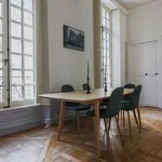 Appartement de 98 m² avec 2 chambre(s) en location à paris