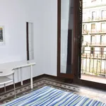 Rent a room of 160 m² in barcelona