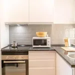 Rent 4 bedroom apartment in Madrid