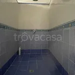 Affitto 2 camera appartamento di 150 m² in Napoli