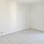 Appartement de 69 m² avec 2 chambre(s) en location à Les Angles