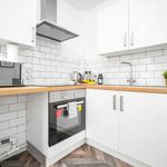 Rent 1 bedroom flat of 700 m² in Wolverhampton