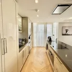 Rent 3 bedroom apartment in London