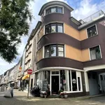 Miete 3 Schlafzimmer wohnung von 100 m² in Krefeld