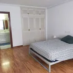 Rent a room of 170 m² in murcia