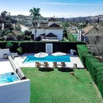 Rent 5 bedroom house of 1130 m² in Marbella