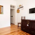 Rent 1 bedroom apartment in Lisbon