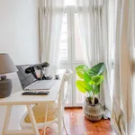 Rent a room of 150 m² in madrid