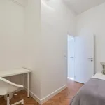 Rent 12 bedroom apartment in Lisbon