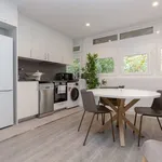 Rent 3 bedroom apartment of 65 m² in Barcelona