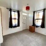 Flat to rent in West End Street, High Wycombe HP11