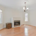 Maison de 3121 m² avec 3 chambre(s) en location à Vaughan (Maple)