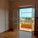 Rent 4 bedroom apartment of 120 m² in Genova