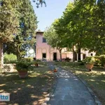 Rent 6 bedroom house of 700 m² in Florence